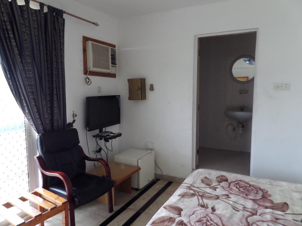Sophia Hotel Νταρ ες Σαλάμ Εξωτερικό φωτογραφία